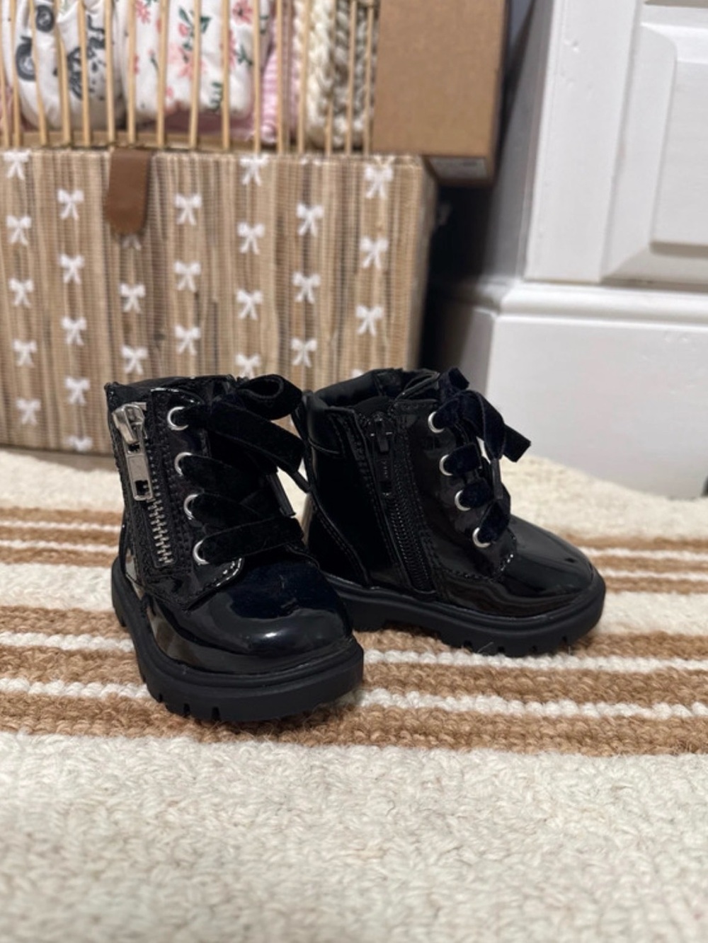 Wonder Nation Baby Black Patent Combat Boots Size 2
